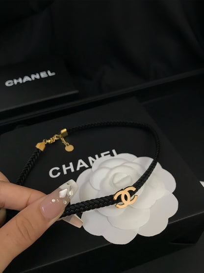 سلسال شانيل تشوكر اسود سلسال chanel