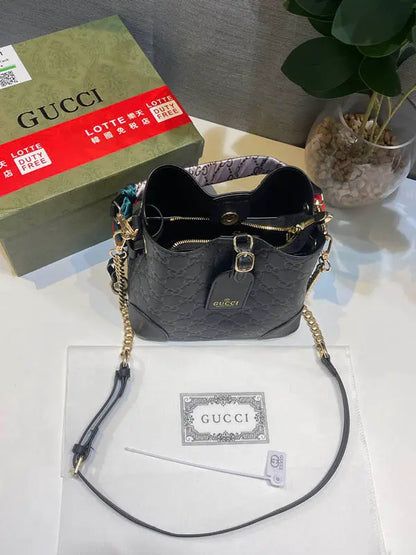 شنطة قوتشي الجلد ماستر 94 شنط وحقائب coach bags
