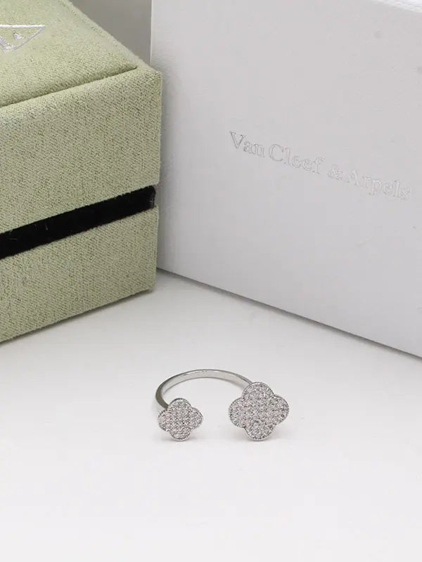 خاتم فان كليف وردتين زركون خواتم van cleef