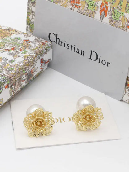 حلق ديور فلاور اند بيرل ماستر حلق dior