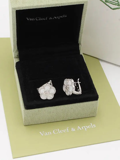 حلق فان كليف زهرات الامبرا اند اربلز الماستر حلق van cleef