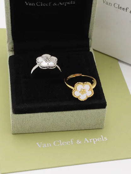خاتم فان كليف زهرات الامبرا اند اربلز الماستر خواتم van cleef
