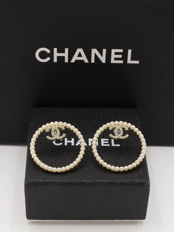حلق شانيل 579 حلق chanel ذهبي