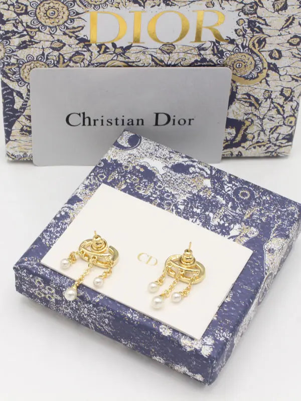 حلق ديور ثري بيرلز ماستر حلق dior