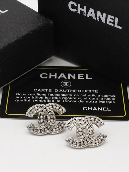 حلق شانيل 569 حلق chanel