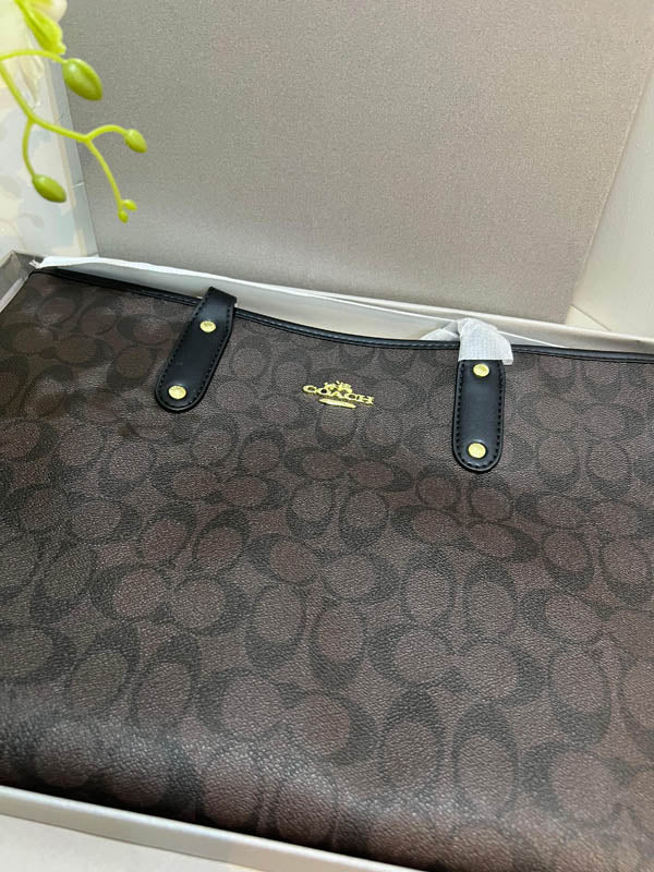 شنطة كوتش ماستر كبيرة شنط وحقائب coach bags