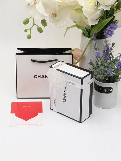 ملحقات اكسسوارت شانيل الجديد هدايا chanel