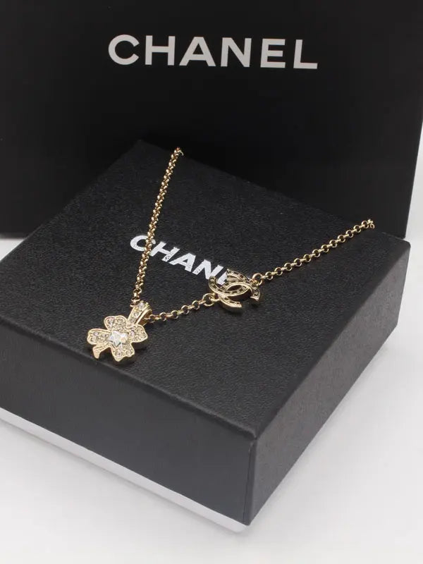سلسال شانيل انتيك 686 سلسال chanel