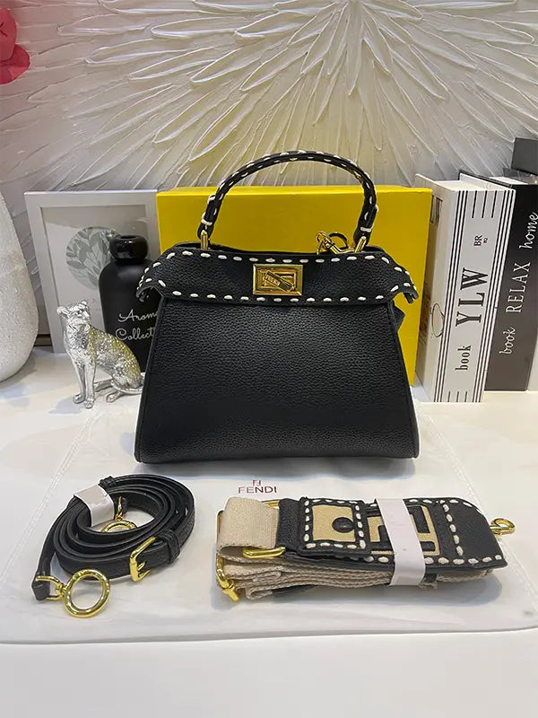 شنطة فندي بتعليقه كرز شنط وحقائب fendi bags