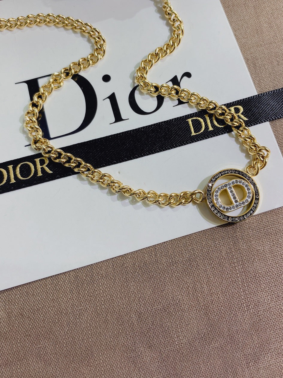 سلسال ديور كرستيان ديور سلسال dior