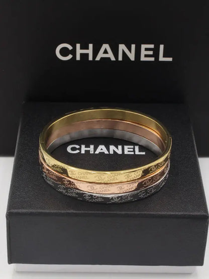 اساور شانيل ثلاثيه ميني لوقو اسواره chanel