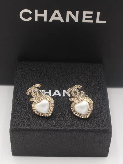 حلق شانيل انتيك هارت 646 حلق chanel ذهبي