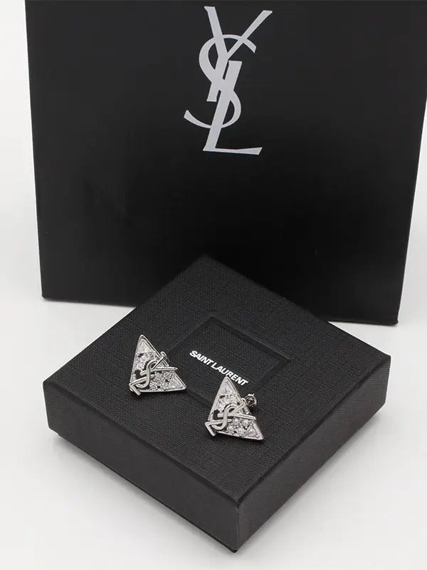 حلق ايف سان لوران زركون فضي لوقو حلق ysl