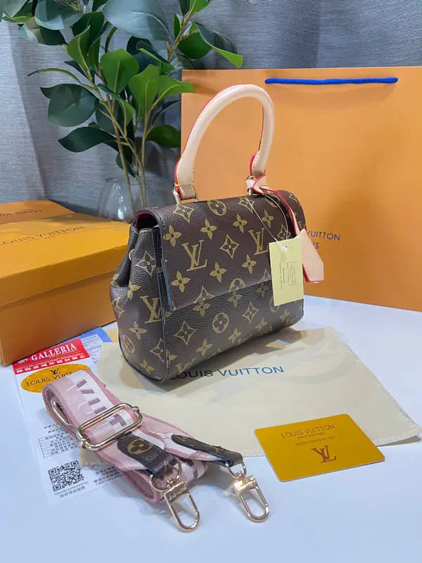 شنطة لويس فيتون الجديد ماستر 82 شنط وحقائب louis vuitton bags