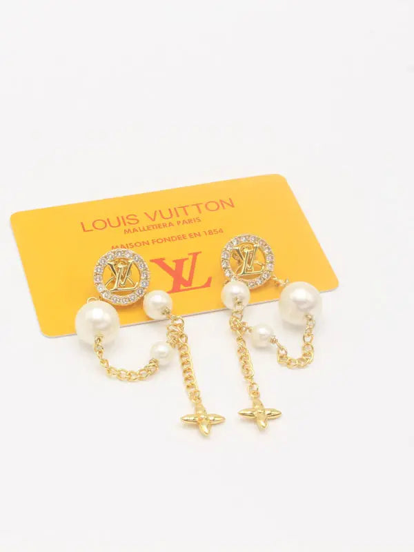 حلق لويس فيتون لونق بيرل زركون ماستر 701 حلق louis vuitton