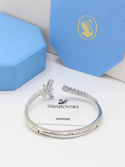 اسواره سواروفسكي اريانا غراندي بانقل ماستر اسواره Swarovski