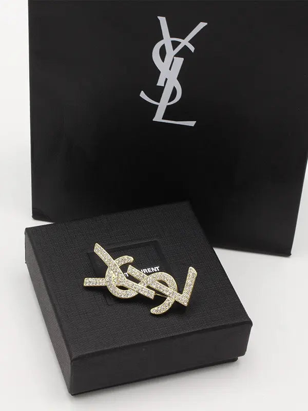 بروش ايف سان لوران كريستال وسط بروش ysl