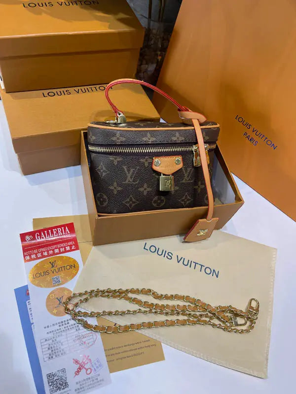 شنطة لويس فيتون ماستر نيو لوك شنط وحقائب louis vuitton bags