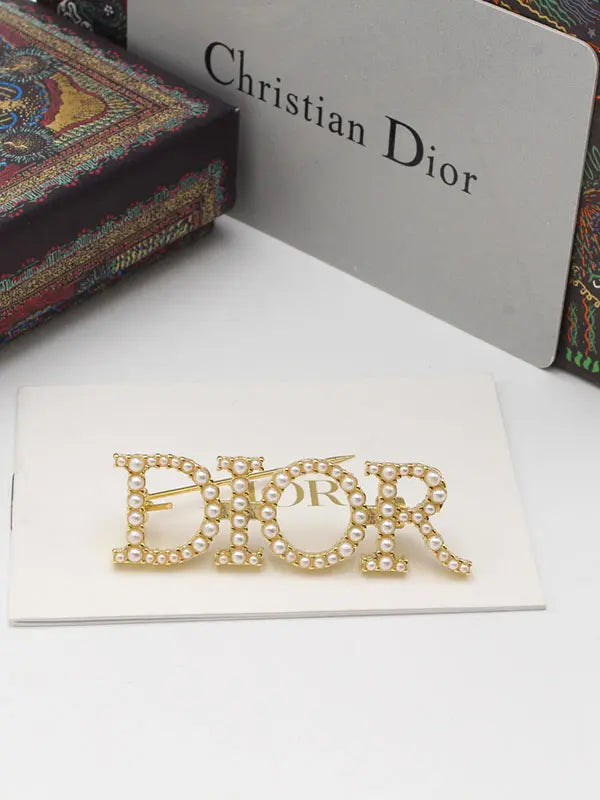 بروش ديور الجديد 45 بروش dior