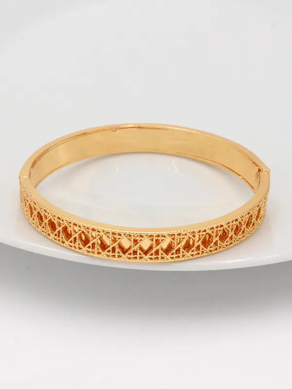 غوايش ديور اسواره dior