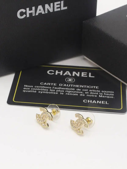 حلق شانيل صغير زركون 663 حلق chanel