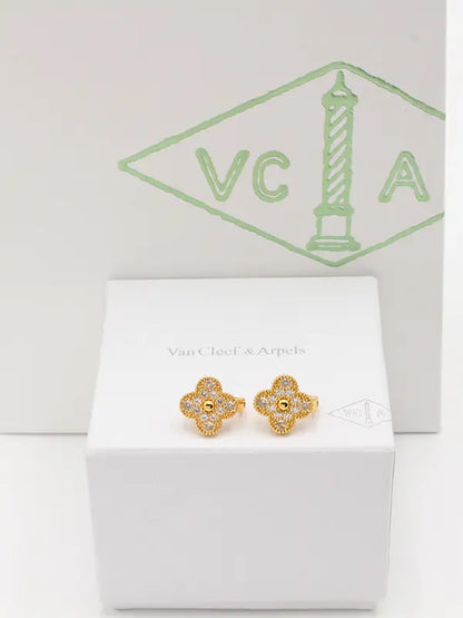 حلق فان كليف شيل ملون كبس حلق van cleef ذهبي زركون