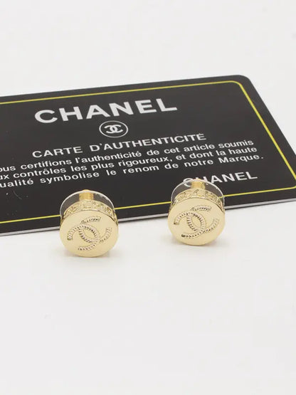 حلق شانيل 565 حلق chanel ذهبي