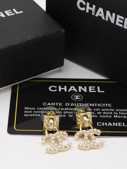 حلق شانيل 566 حلق chanel ذهبي