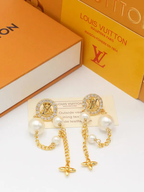حلق لويس فيتون لونق بيرل زركون ماستر 701 حلق louis vuitton