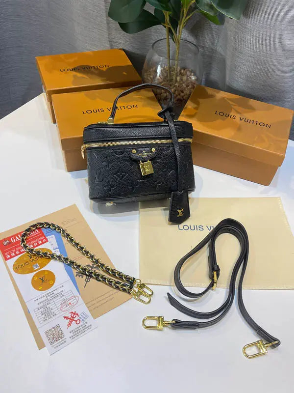 شنطة لويس فيتون نيو ماستر شنط وحقائب louis vuitton bags