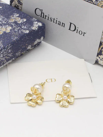 حلق ديور لولو فلاور 675 ماستر حلق dior ذهبي