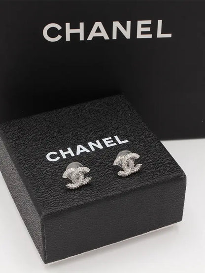 حلق شانيل زركون صغير 622 حلق chanel