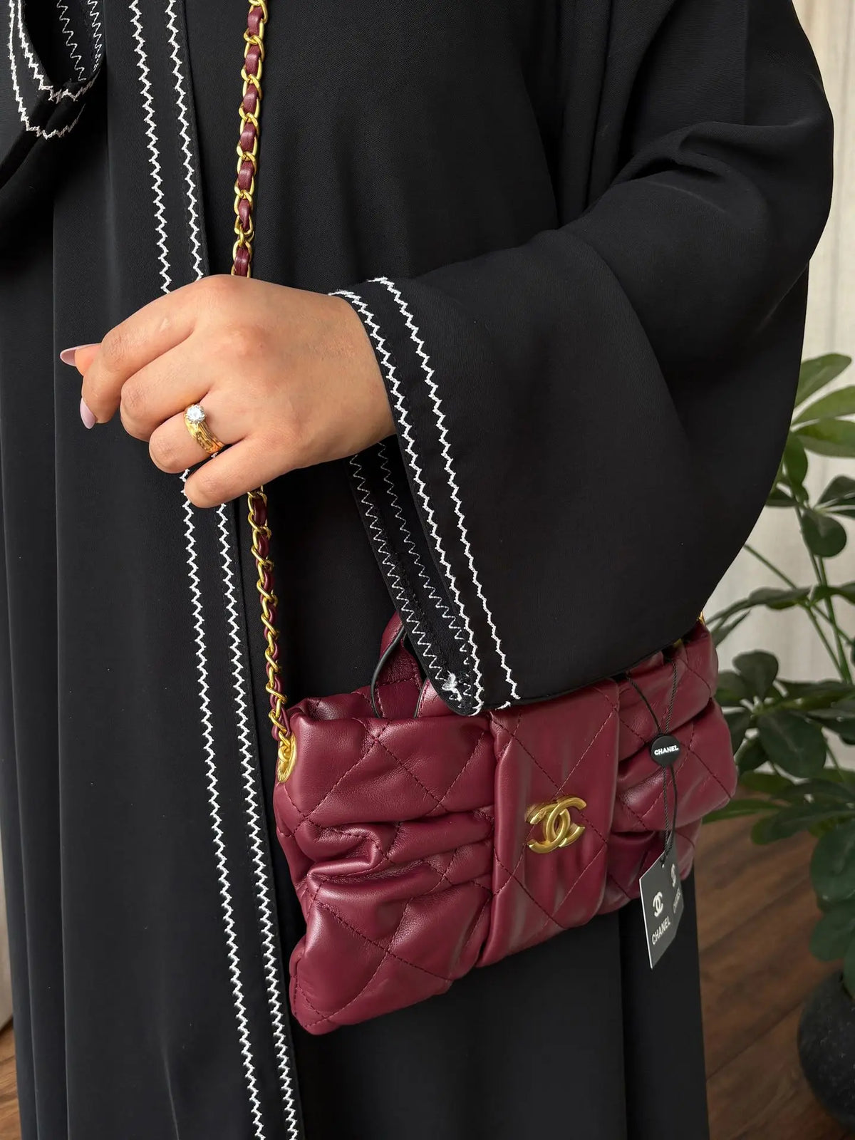 شنطة شانيل فيونكة الجديده