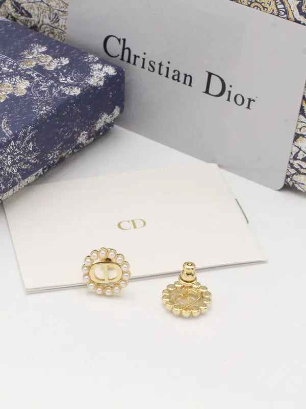حلق ديور الجديد 680 حلق dior