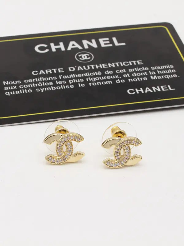 حلق شانيل 552 حلق chanel ذهبي