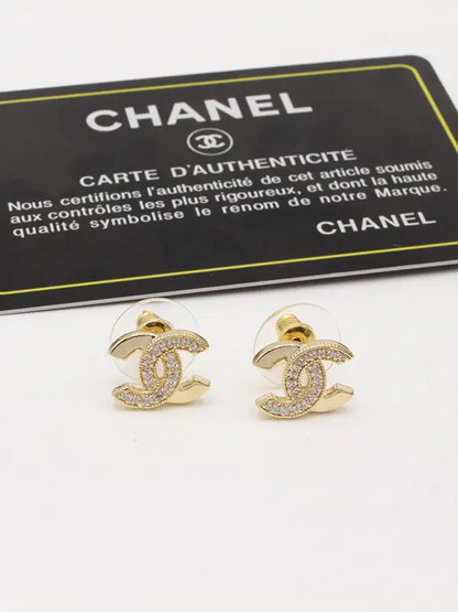 حلق شانيل 552 حلق chanel ذهبي