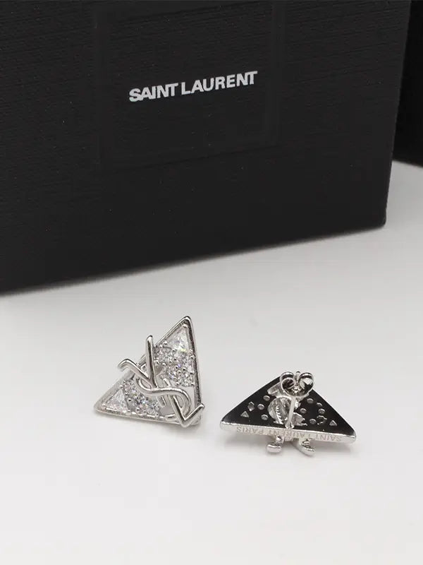 حلق ايف سان لوران زركون فضي لوقو حلق ysl