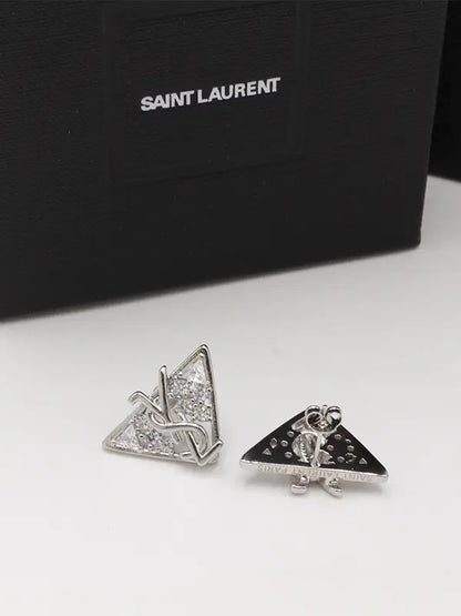 حلق ايف سان لوران زركون فضي لوقو حلق ysl