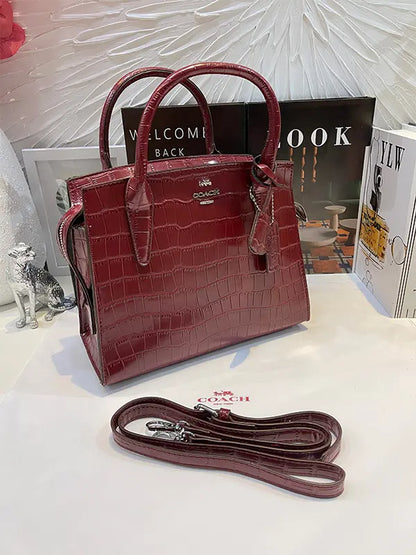 شنطة كوتش ريد فلفت شنط وحقائب coach bags