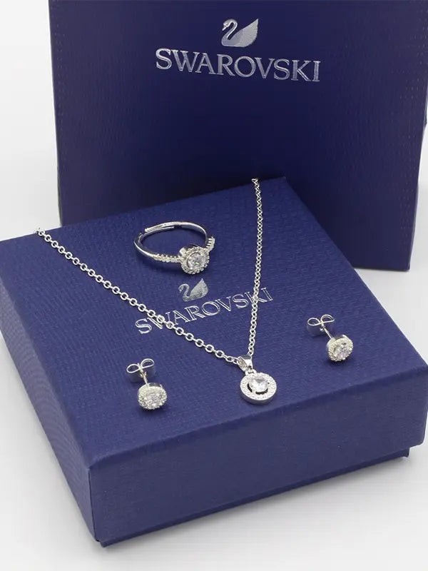 طقم سواروفسكي ابيض اطقم Swarovski