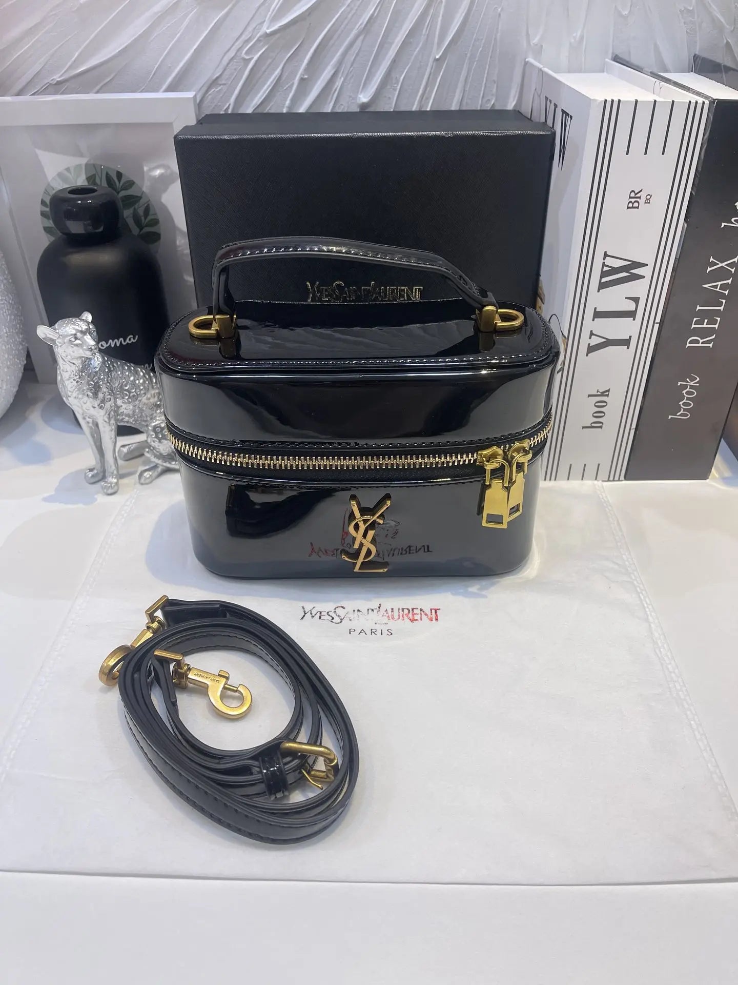 شنطة ايف سان لوران صغيره شاينق شنط وحقائب ysl bag اسود