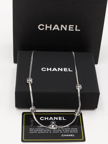 عقد شانيل تشوكر لوقو سلسال chanel