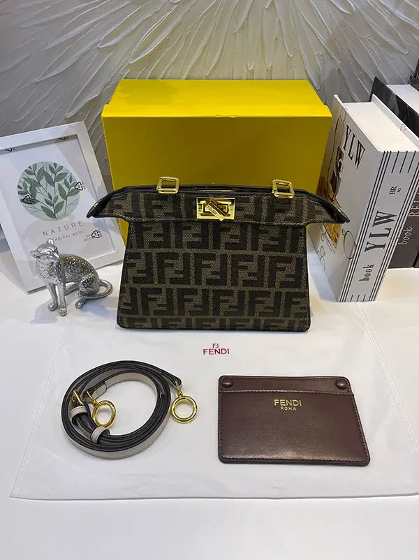 شنطة فندي ماستر نيو ستايل شنط وحقائب fendi bags