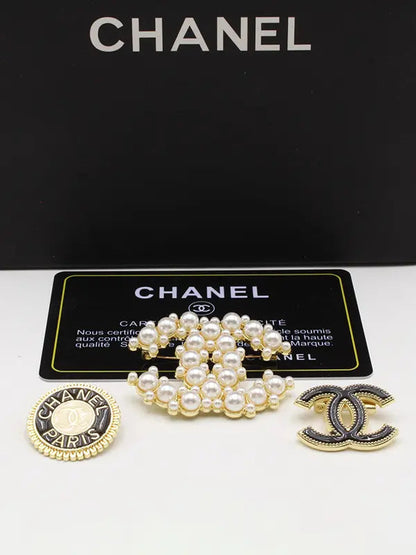بروش شانيل 3 قطع لولو بروش chanel ذهبي