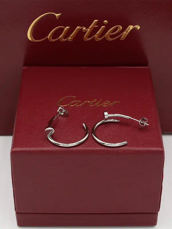 حلق كارتير مسمار 749 حلق CARTIER