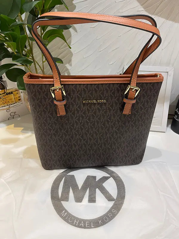 شنطة مايكل كورس الماستر شنط وحقائب Michael Kors bags