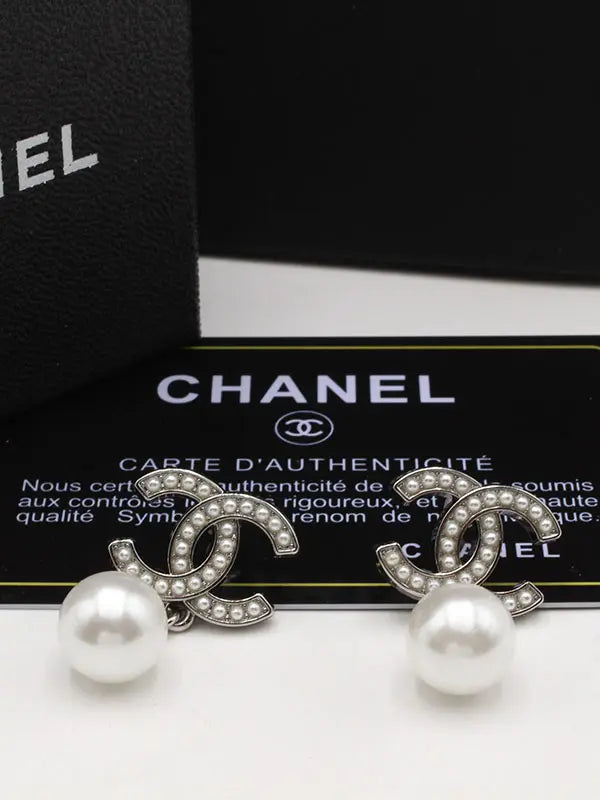 حلق شانيل لولو بيرل نيو حلق chanel