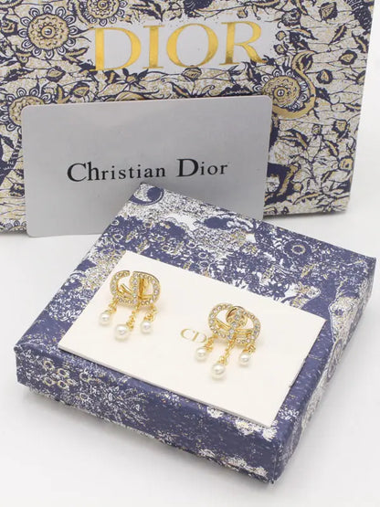 حلق ديور ثري بيرلز ماستر حلق dior
