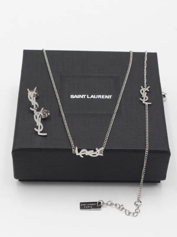 طقم ايف سان لوران ناعم 3 قطع اطقم ysl فضي
