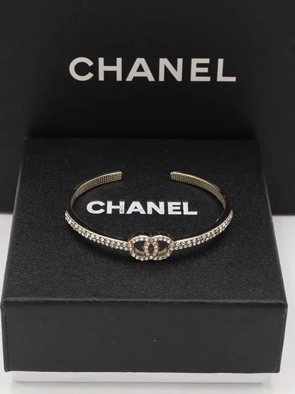 اساور شانيل انتيك الجديد 930 اسواره chanel ذهبي